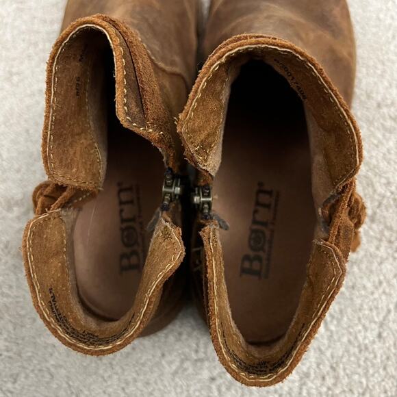 Born Tarkiln Suede Ankle Boots Distressed Women Size 8 - Picture 8 of 10